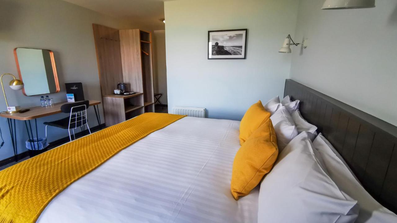Marine Hotel Ballycastle Kültér fotó