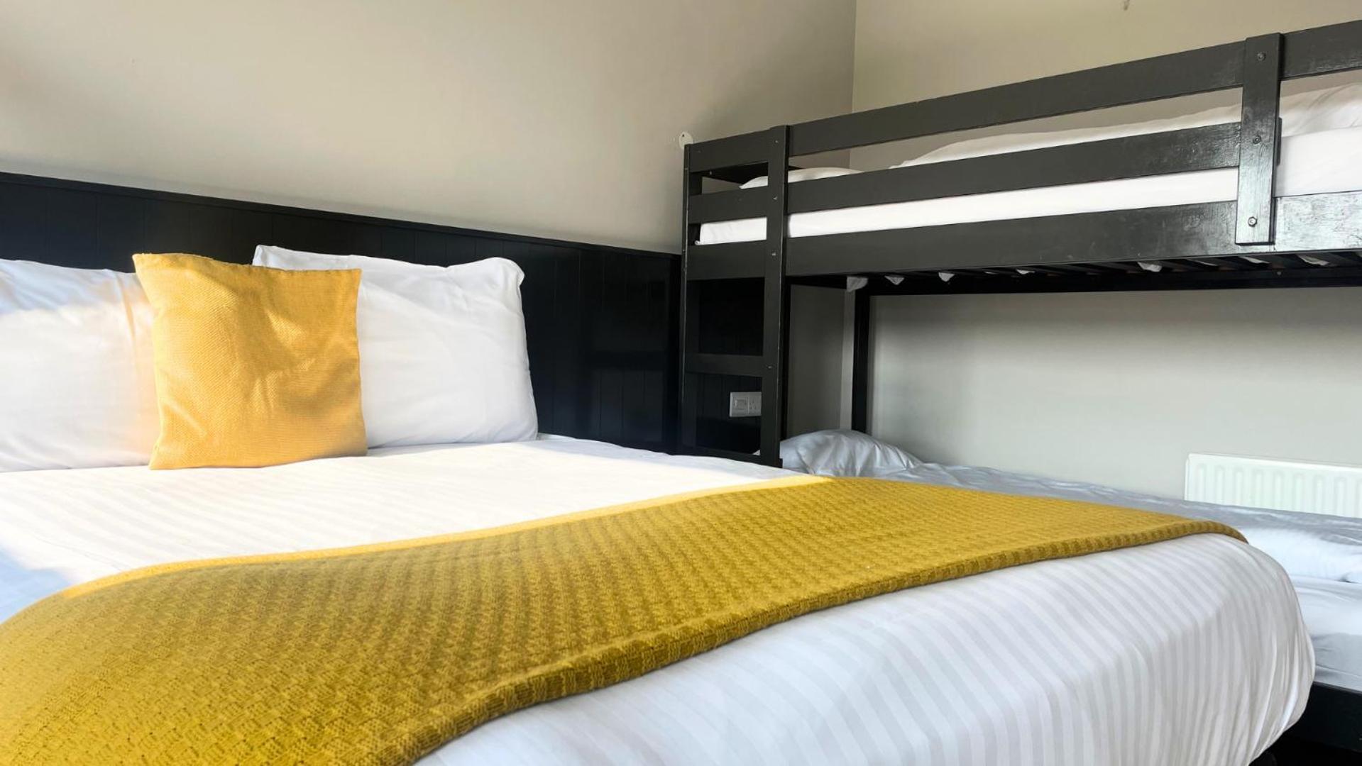 Marine Hotel Ballycastle Kültér fotó