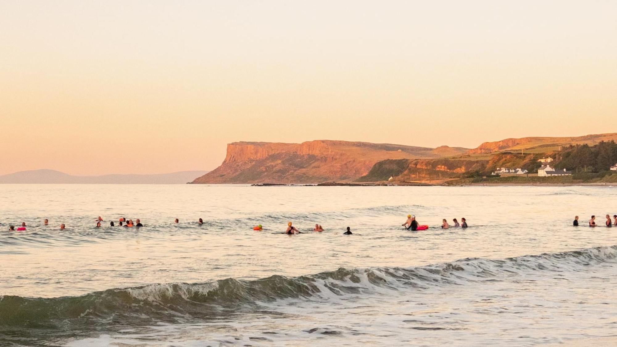 Marine Hotel Ballycastle Kültér fotó